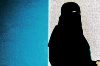 Côte d'Ivoire : Un homme suspect sous une burqa démasqué